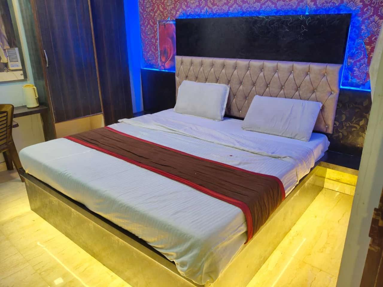 Hotel Park Avenue Λάκναου Εξωτερικό φωτογραφία