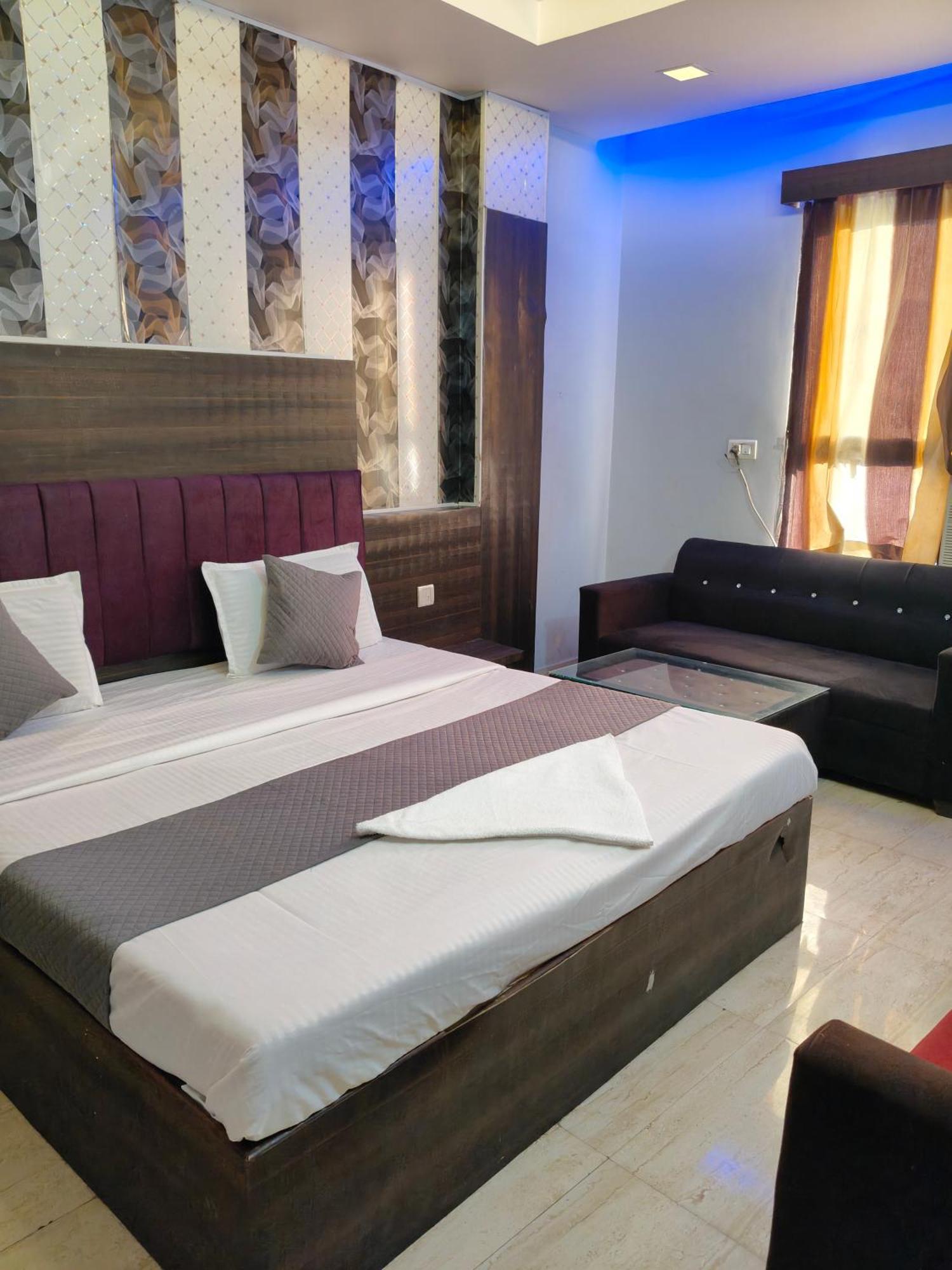 Hotel Park Avenue Λάκναου Εξωτερικό φωτογραφία